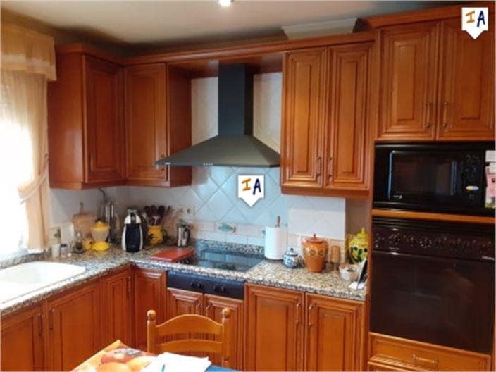 4 soverom Hus til salgs i Iznajar - € 139 000 (Ref: 4967814)