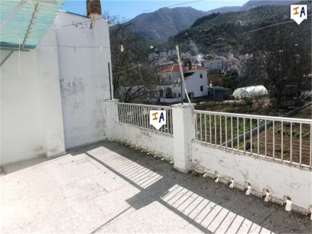 4 soverom Hus til salgs i Valdepeñas de Jaén - € 64 000 (Ref: 5119553)