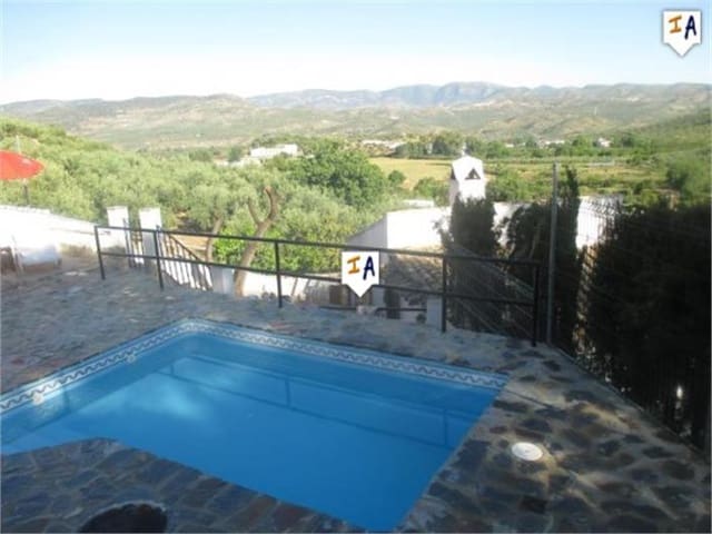3 soverom Finca/Herregård til salgs i Priego de Córdoba med svømmebasseng - € 152 000 (Ref: 5302264)