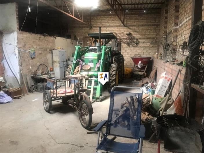 5 soveværelse Finca/Landehus til salg i La Carlota med garage - € 280.000 (Ref: 5475497)