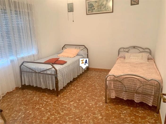 5 soveværelse Finca/Landehus til salg i La Carlota med garage - € 280.000 (Ref: 5475497)