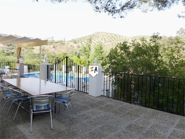 9 soveværelse Villa til salg i Priego de Córdoba med swimmingpool garage - € 255.000 (Ref: 5498451)
