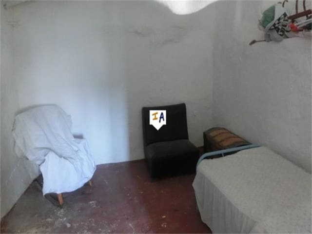 4 soveværelse Byhus til salg i Fuente-Tójar - € 29.900 (Ref: 5501361)