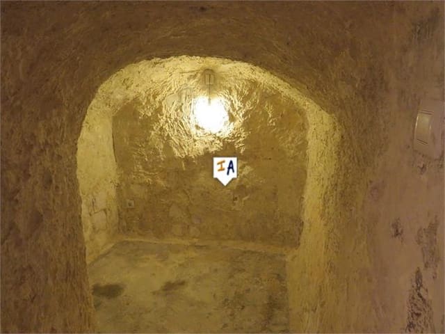 3 bedroom Townhouse for sale in Pegalajar - € 105,000 (Ref: 5548727)