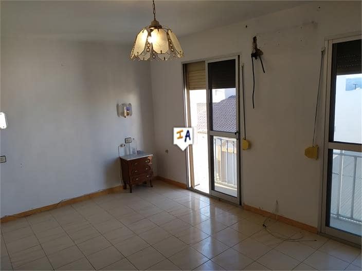 4 soverom Hus til salgs i Rute med garasje - € 74 900 (Ref: 5563096)