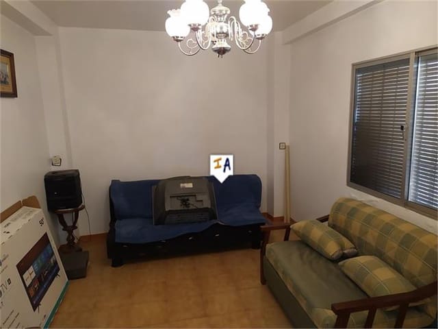 4 soverom Hus til salgs i Rute med garasje - € 74 900 (Ref: 5563096)