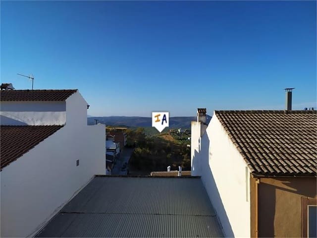 4 soverom Hus til salgs i Rute med garasje - € 74 900 (Ref: 5563096)