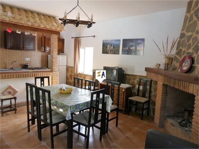 3 soveværelse Villa til salg i Fuente-Tójar med swimmingpool - € 125.000 (Ref: 5621475)