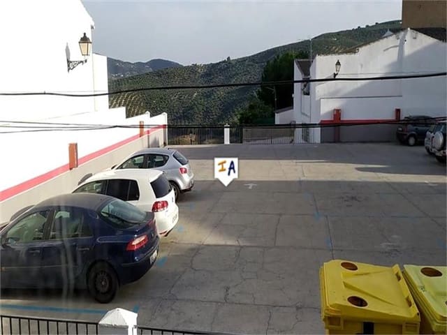 3 soverom Hus til salgs i Iznájar med garasje - € 69 000 (Ref: 5694797)