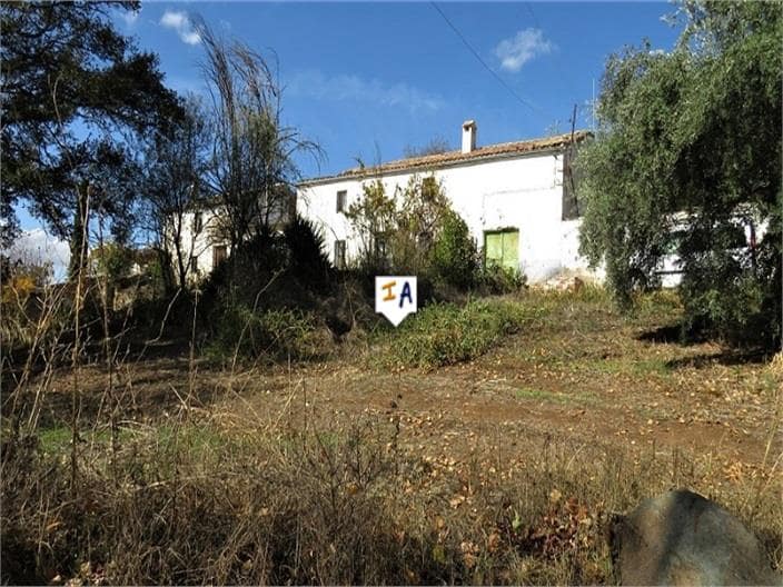 5 soveværelse Finca/Landehus til salg i Martos med garage - € 65.000 (Ref: 5851681)