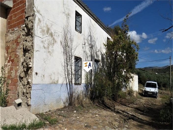 5 soveværelse Finca/Landehus til salg i Martos med garage - € 65.000 (Ref: 5851681)