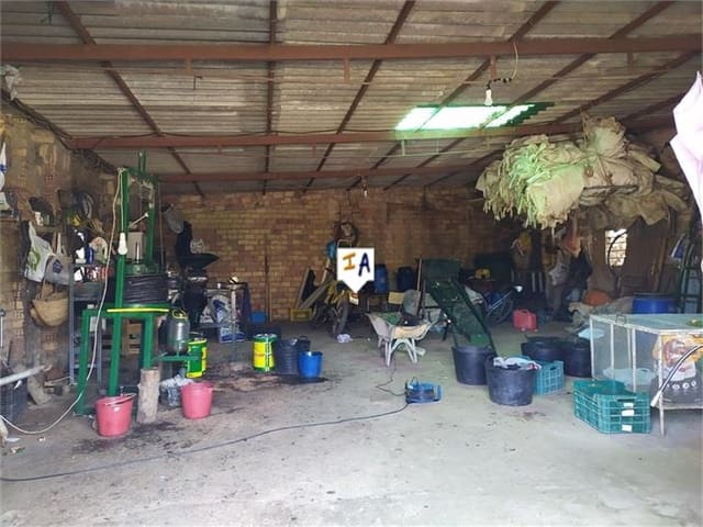 2 soveværelse Villa til salg i Lora del Río med swimmingpool garage - € 440.000 (Ref: 5860312)