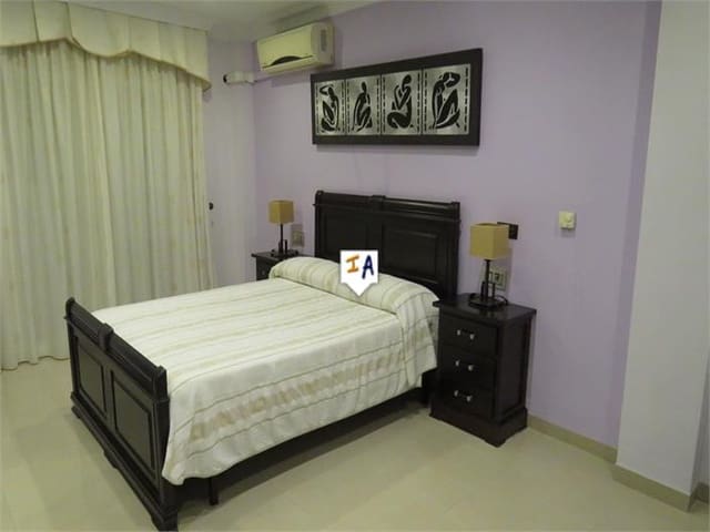 5 slaapkamer Huis te koop in Bobadilla de Alcaudete, Alcaudete met zwembad garage - € 175.000 (Ref: 5869874)