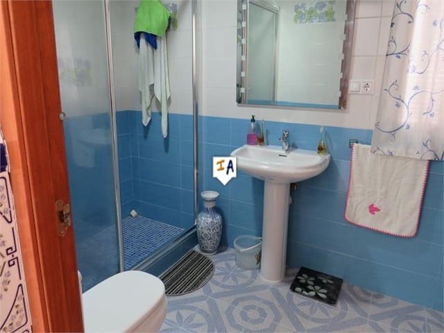 5 slaapkamer Huis te koop in Bobadilla de Alcaudete, Alcaudete met garage - € 189.000 (Ref: 5945245)