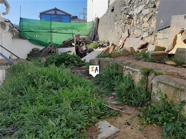 4 soverom Hus til salgs i Ermita Nueva, Alcalá la Real med garasje - € 87 000 (Ref: 5965358)