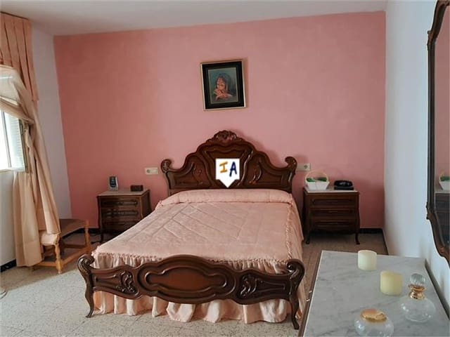 4 soveværelse Byhus til salg i Fuente-Tójar - € 46.000 (Ref: 6069492)