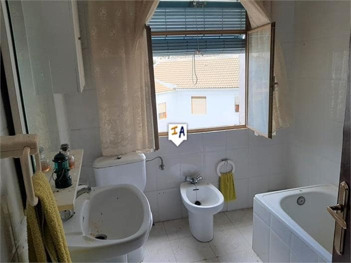 4 soveværelse Byhus til salg i Fuente-Tojar - € 46.000 (Ref: 6069492)