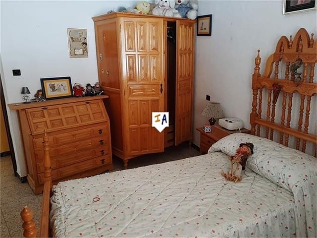 4 soveværelse Byhus til salg i Fuente-Tójar - € 46.000 (Ref: 6069492)