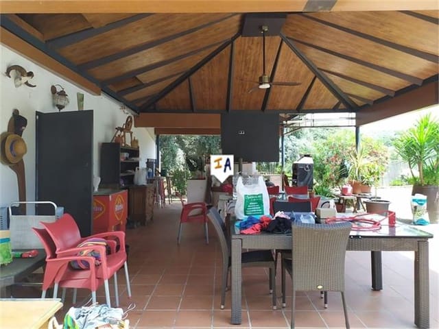 3 quarto Quinta/Casa Rural para venda em Loja com piscina garagem - 265 000 € (Ref: 6090022)