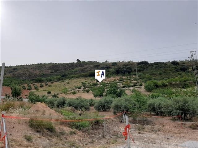 Building Plot for sale in Castillo de Locubín - € 32,000 (Ref: 6100395)