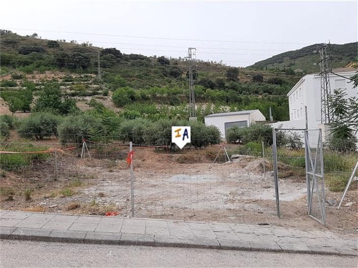 Terreno para Construção para venda em Castillo de Locubin - 32 000 € (Ref: 6100395)