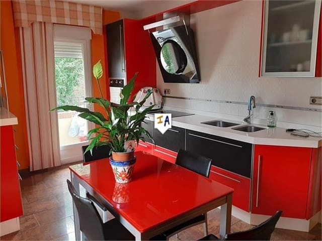 3 bedroom Commercial for sale in Alcalá la Real with garage - € 480,000 (Ref: 6120347)