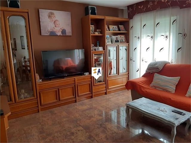 3 bedroom Commercial for sale in Alcalá la Real with garage - € 480,000 (Ref: 6120347)