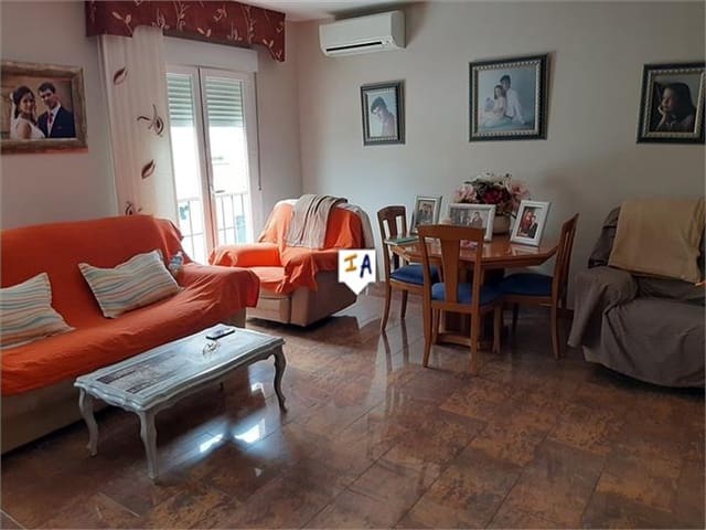 3 bedroom Commercial for sale in Alcalá la Real with garage - € 480,000 (Ref: 6120347)