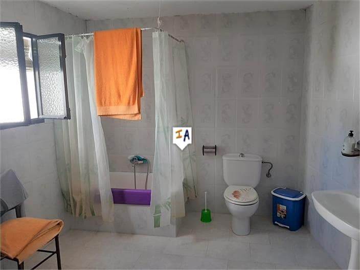 4 bedroom Townhouse for sale in Priego de Cordoba - € 69,000 (Ref: 6200327)