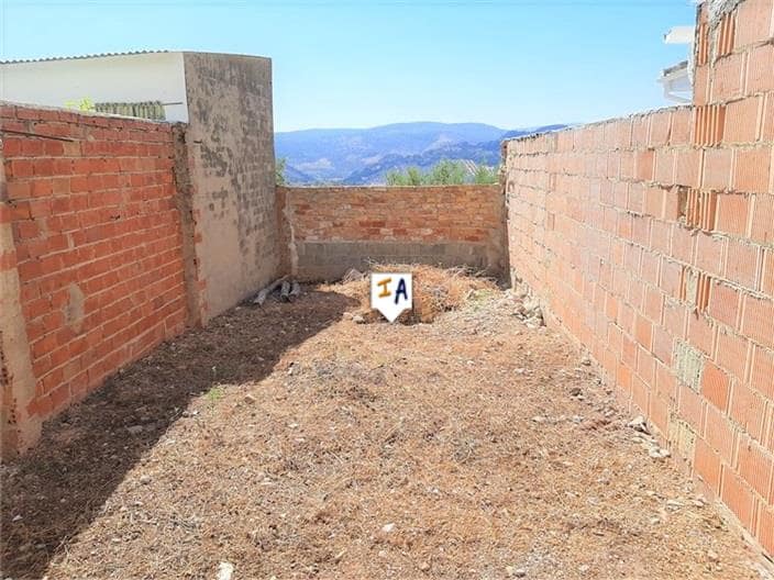 3 bedroom Townhouse for sale in Priego de Cordoba - € 43,000 (Ref: 6210001)