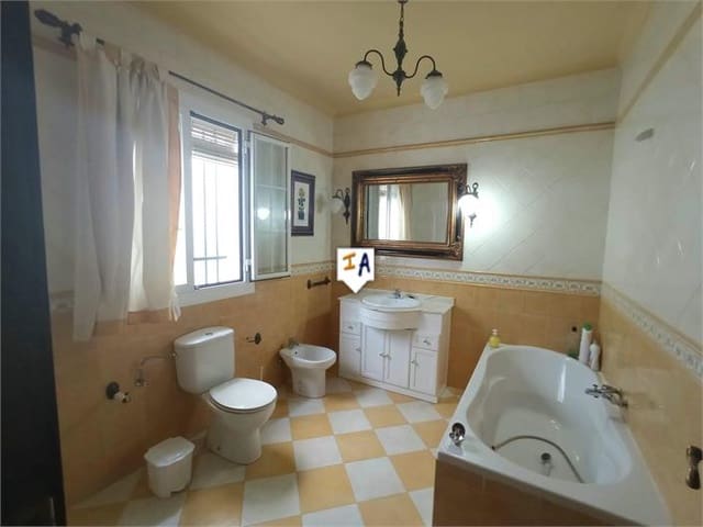 4 soveværelse Byhus til salg i El Rubio - € 134.995 (Ref: 6228952)