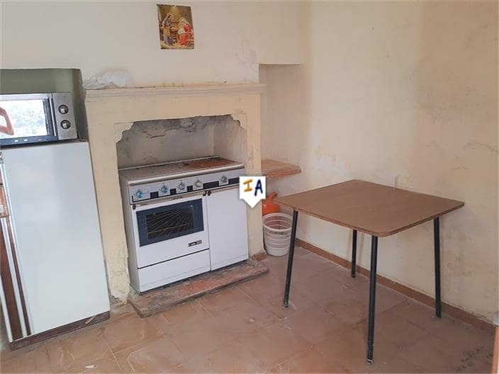 3 soverom Hus til salgs i Castillo de Locubin - € 56 000 (Ref: 6247610)