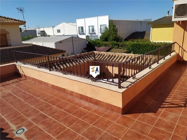 5 soveværelse Villa til salg i La Carlota med swimmingpool garage - € 467.000 (Ref: 6288395)