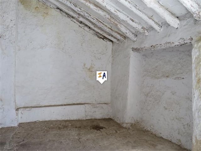 2 slaapkamer Huis te koop in Fuensanta de Martos - € 10.000 (Ref: 6292997)