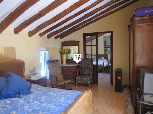 3 slaapkamer Huis te koop in Martos met zwembad garage - € 99.000 (Ref: 6341494)