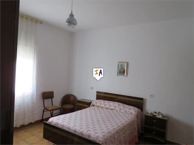 6 soverom Hus til salgs i Bobadilla de Alcaudete, Alcaudete med garasje - € 120 000 (Ref: 6343515)