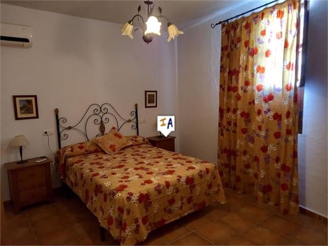 3 chambre Maison de Ville à vendre à Castil de Campos, Priego de Córdoba avec piscine - 108 000 € (Ref: 6365408)