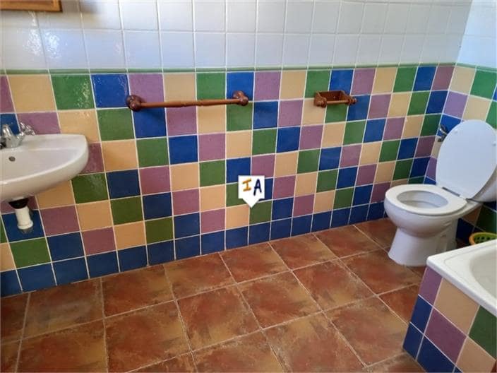 3 quarto Casa em Banda para venda em Priego de Cordoba com piscina - 108 000 € (Ref: 6365408)