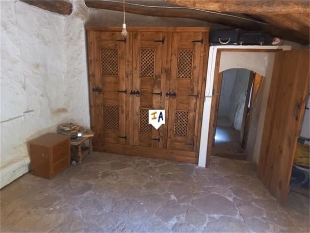 3 slaapkamer Finca/Landhuis te koop in Almedinilla - € 119.000 (Ref: 6384222)