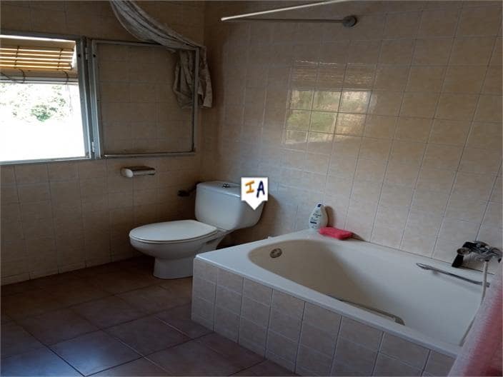 5 soveværelse Byhus til salg i Benalua de las Villas med garage - € 113.000 (Ref: 6423245)