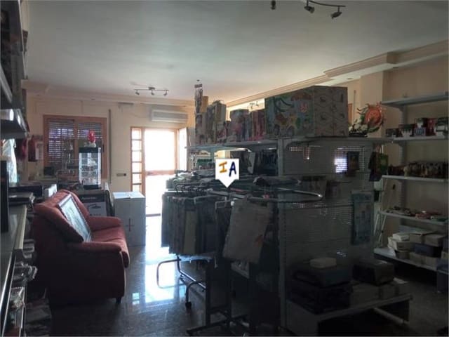 6 soveværelse Byhus til salg i Periana med garage - € 380.000 (Ref: 6440279)