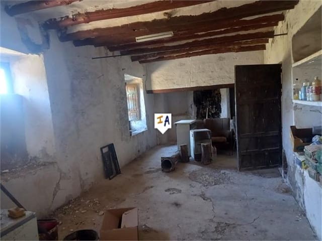 7 slaapkamer Finca/Landhuis te koop in Priego de Córdoba - € 80.000 (Ref: 6446636)