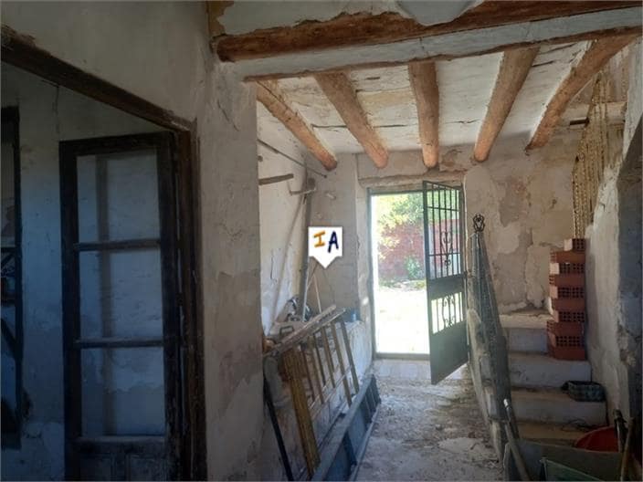 7 soverom Finca/Herregård til salgs i Priego de Cordoba - € 80 000 (Ref: 6446636)