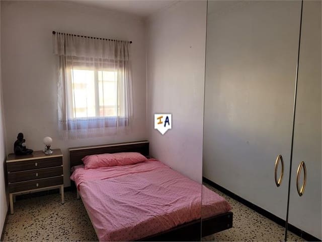 3 soveværelse Byhus til salg i Pruna med garage - € 99.000 (Ref: 6466805)