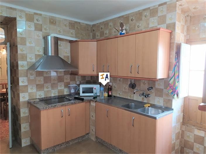 6 bedroom Townhouse for sale in Monturque - € 84,000 (Ref: 6479300)