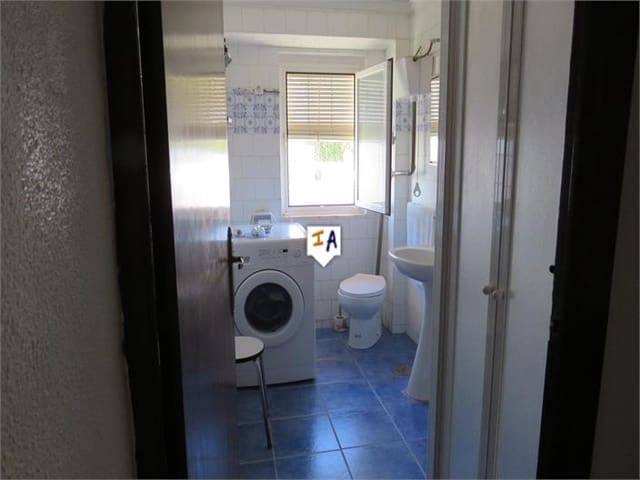 5 slaapkamer Huis te koop in La Carrasca, Martos - € 60.000 (Ref: 6502309)