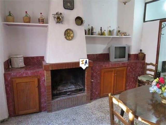 5 slaapkamer Huis te koop in La Carrasca, Martos - € 60.000 (Ref: 6502309)