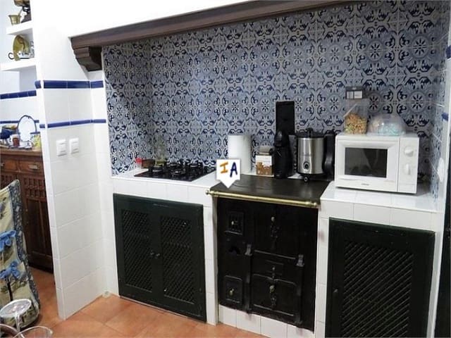 8 soveværelse Byhus til salg i Alcaudete - € 300.000 (Ref: 6550329)