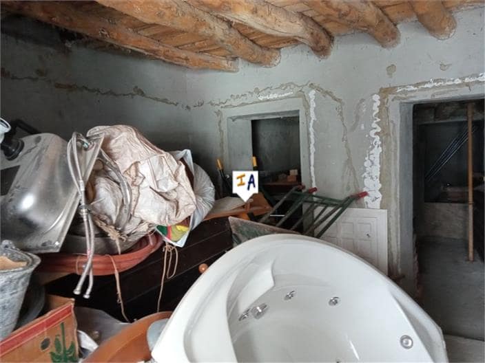 4 soveværelse Byhus til salg i Moclin - € 28.000 (Ref: 6564076)