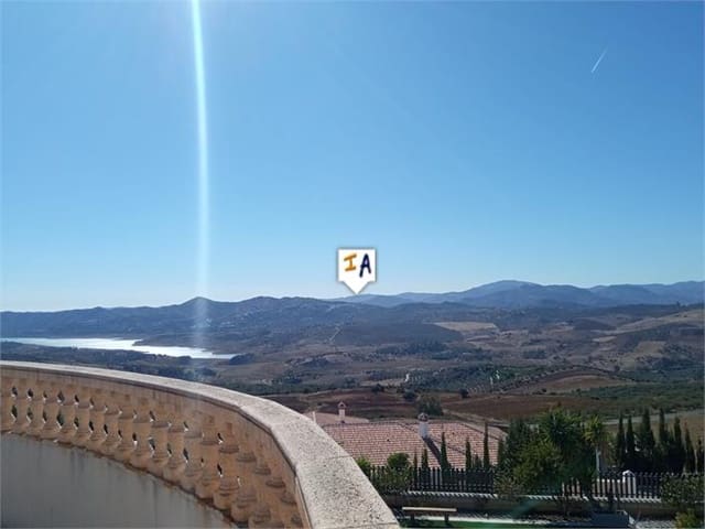 4 soverom Villa til salgs i Periana med svømmebasseng garasje - € 870 000 (Ref: 6654792)